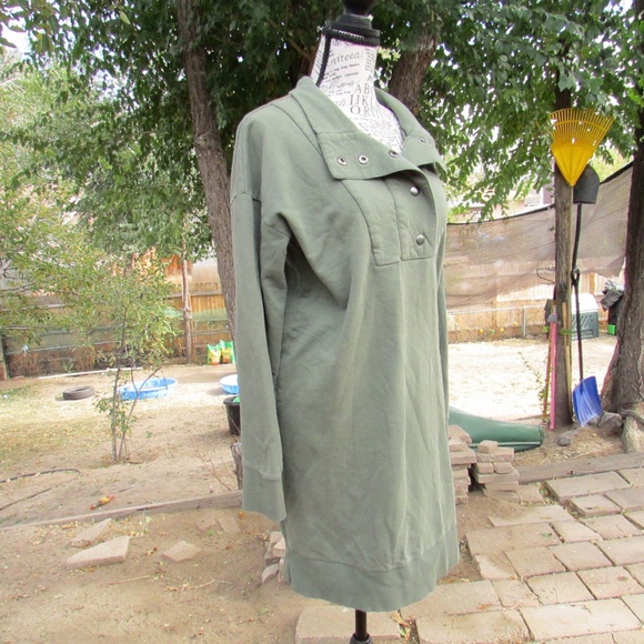 WVN Women's Casual Olive Oversized Long Top - Picture 4 of 5